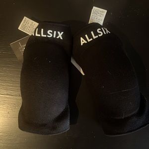 Volleyball/ sports knee pads.